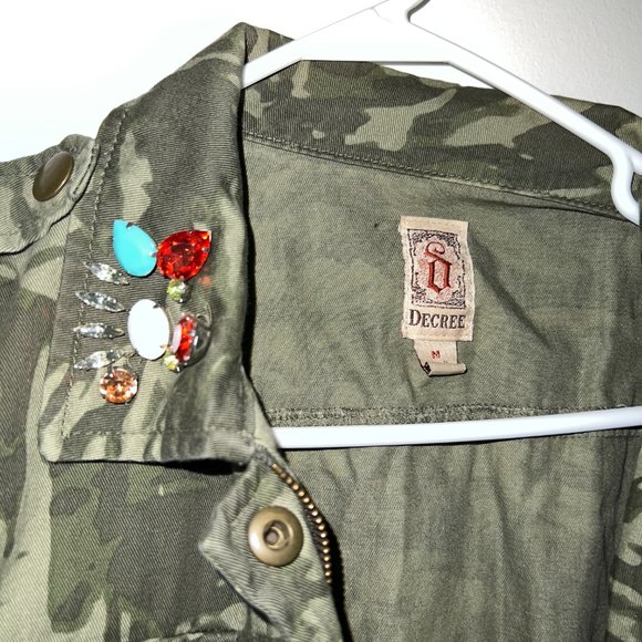 Camo Vest - Picture 2 of 2